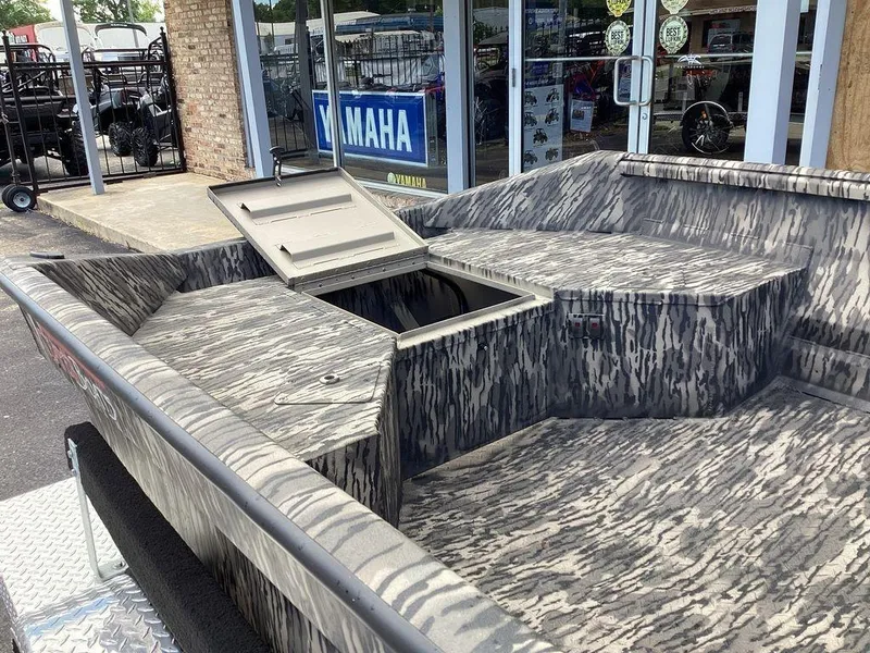 Slide: The Image of Reaper Boats 756 2025 - 15