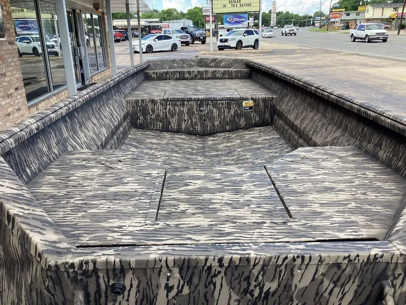 Slide: The Image of Reaper Boats 756 2025 - 16