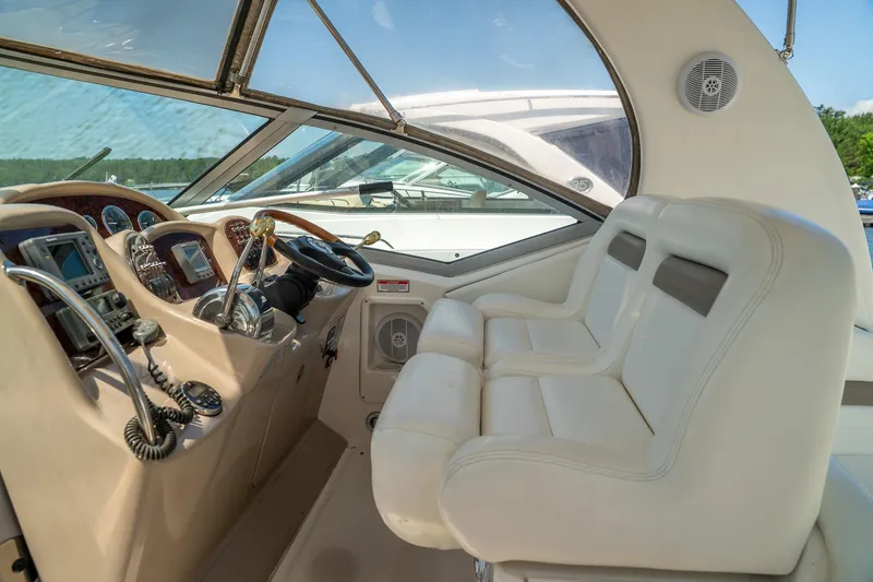 Slide: The Image of Sea Ray Sundancer 320 2003 - 12