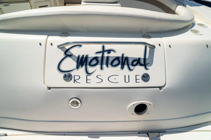 Slide: The Image of Sea Ray Sundancer 320 2003 - 6