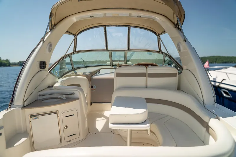 Slide: The Image of Sea Ray Sundancer 320 2003 - 8