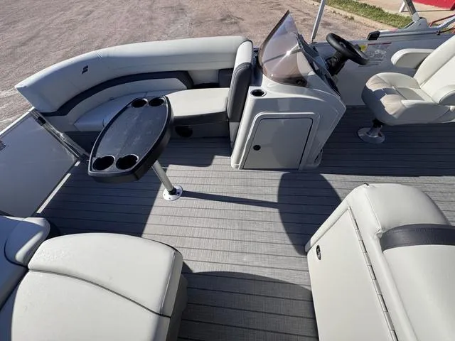 Slide: The Image of Starcraft EX 20 FD 2025 - 19