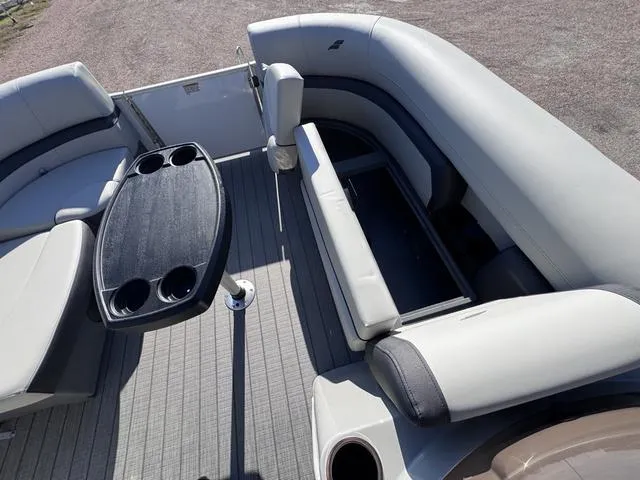 Slide: The Image of Starcraft EX 20 FD 2025 - 20