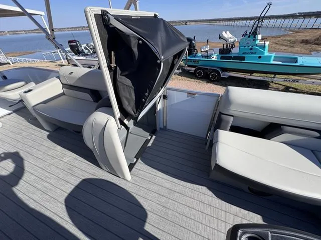 Slide: The Image of Starcraft EX 20 FD 2025 - 22