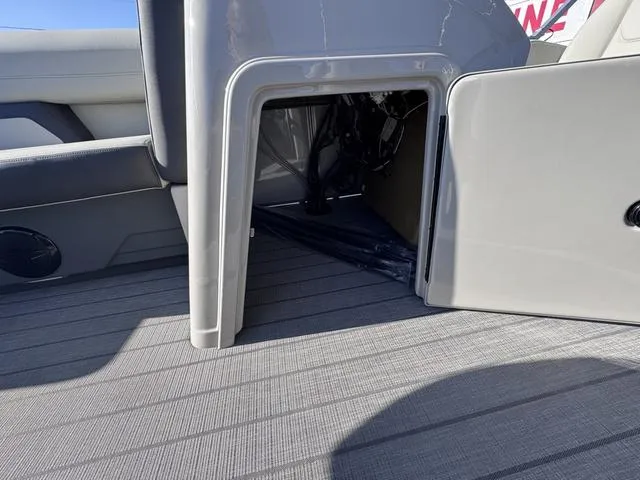 Slide: The Image of Starcraft EX 20 FD 2025 - 40