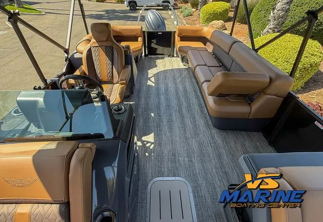 Slide: The Image of Bennington M Quad Bench 24 MFB 2025 - 12