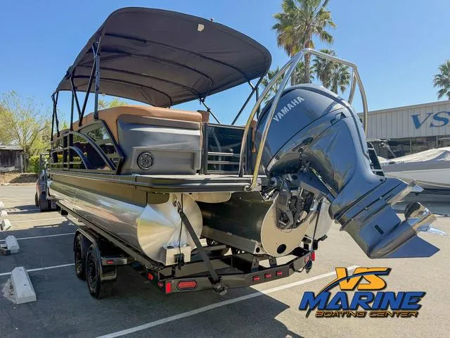 Slide: The Image of Bennington M Quad Bench 24 MFB 2025 - 5