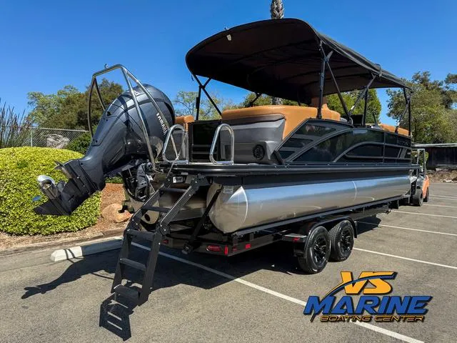 Slide: The Image of Bennington M Quad Bench 24 MFB 2025 - 8