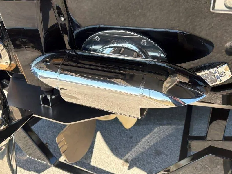 Slide: The Image of Nautique G23 2025 - 25