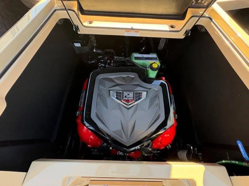 Slide: The Image of Nautique G23 2025 - 38