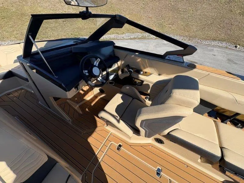 Slide: The Image of Nautique G23 2025 - 47