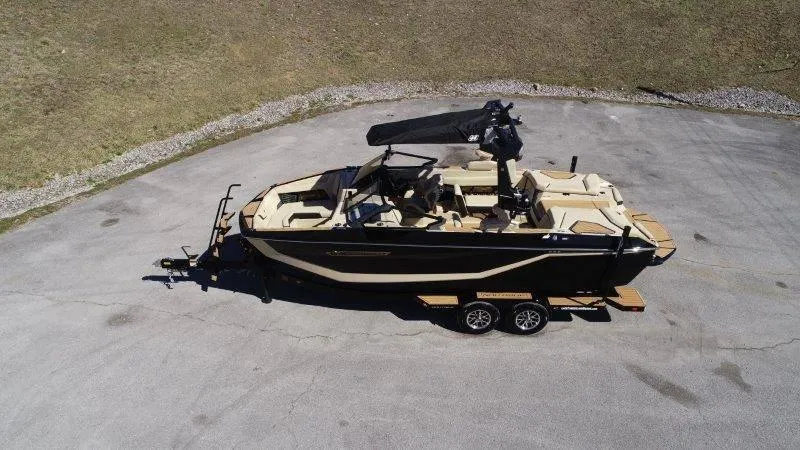 Slide: The Image of Nautique G23 2025 - 8