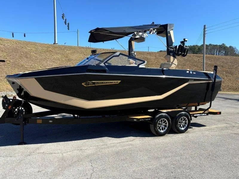 Slide: The Image of Nautique G23 2025 - 80