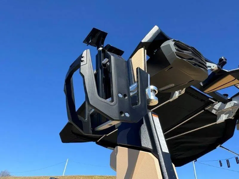 Slide: The Image of Nautique G23 2025 - 86