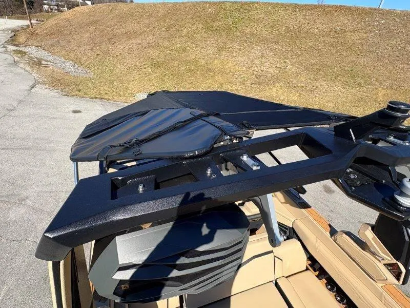 Slide: The Image of Nautique G23 2025 - 90