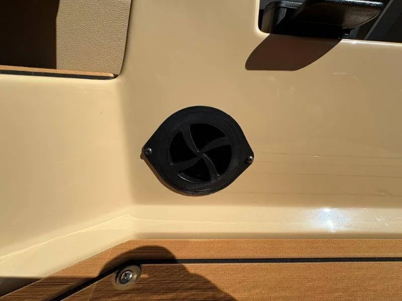 Slide: The Image of Nautique G23 2025 - 93