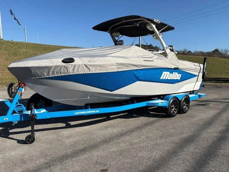 Slide: The Image of Malibu 25 LSV 2025 - 115