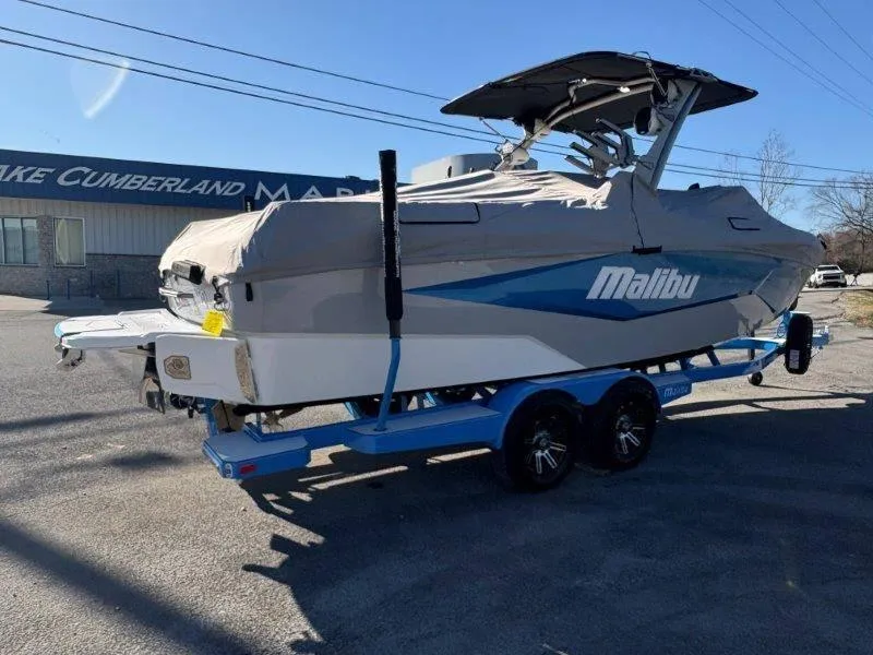 Slide: The Image of Malibu 25 LSV 2025 - 119