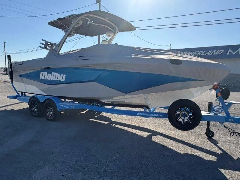 Slide: The Image of Malibu 25 LSV 2025 - 120