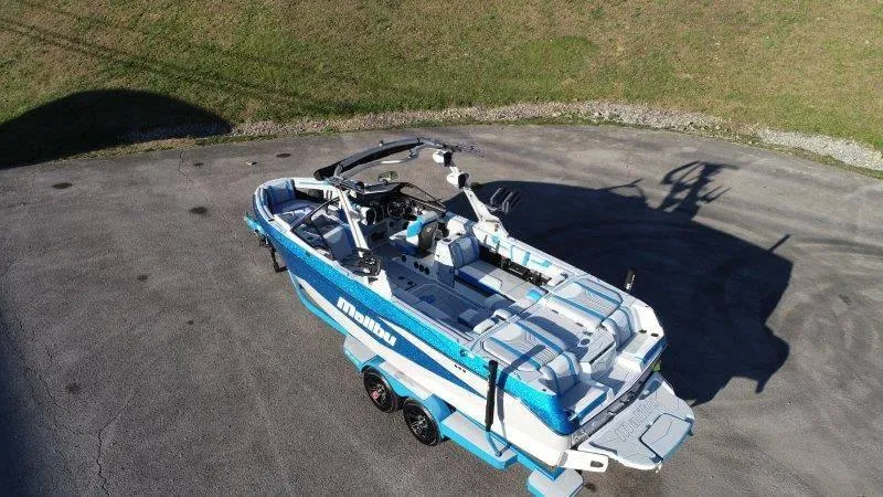 Slide: The Image of Malibu 25 LSV 2025 - 16