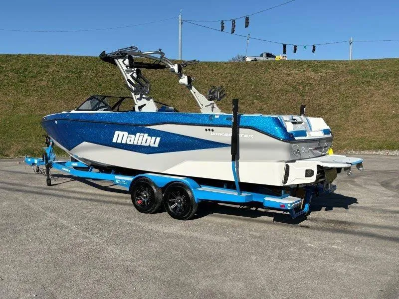 Slide: The Image of Malibu 25 LSV 2025 - 74