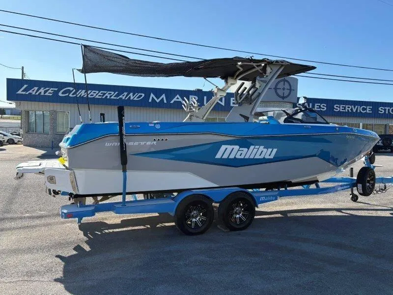 Slide: The Image of Malibu 25 LSV 2025 - 75