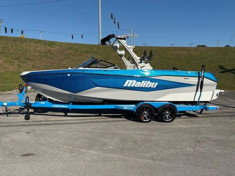 Slide: The Image of Malibu 25 LSV 2025 - 77