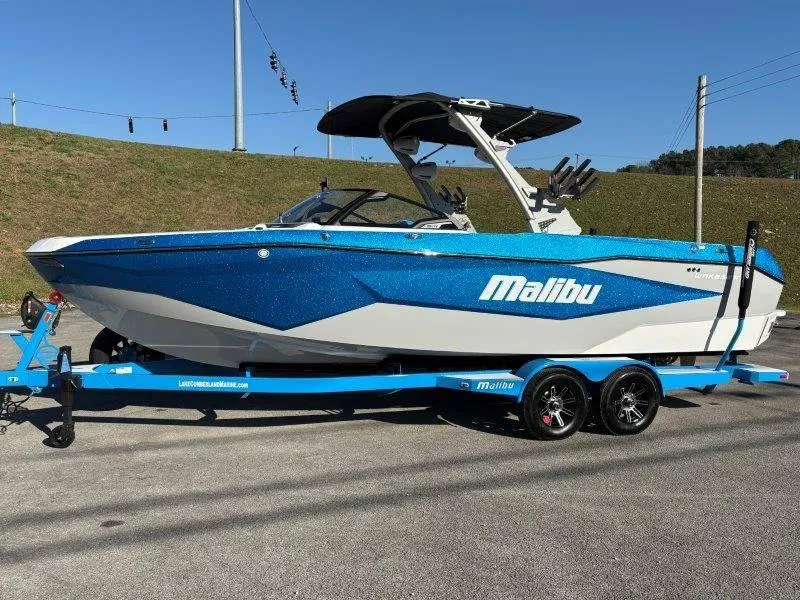 Slide: The Image of Malibu 25 LSV 2025 - 78