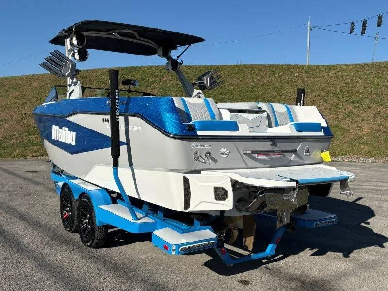 Slide: The Image of Malibu 25 LSV 2025 - 79