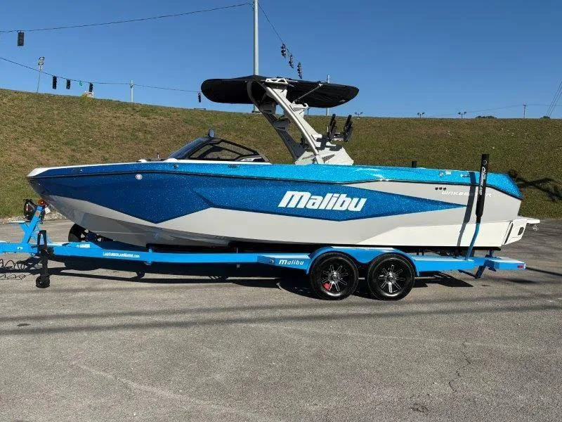 Slide: The Image of Malibu 25 LSV 2025 - 81