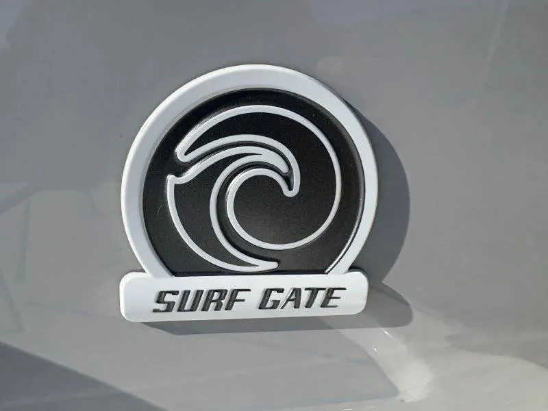 Slide: The Image of Malibu 25 LSV 2025 - 86