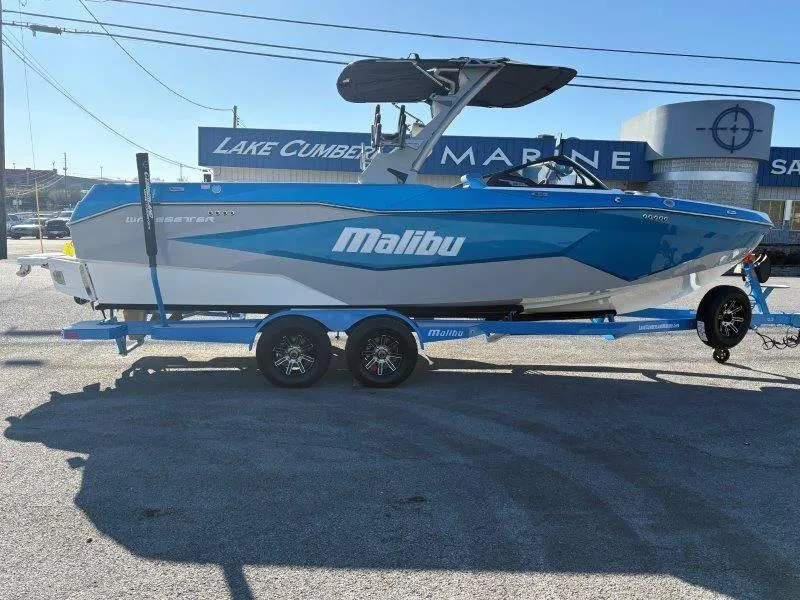 Slide: The Image of Malibu 25 LSV 2025 - 88