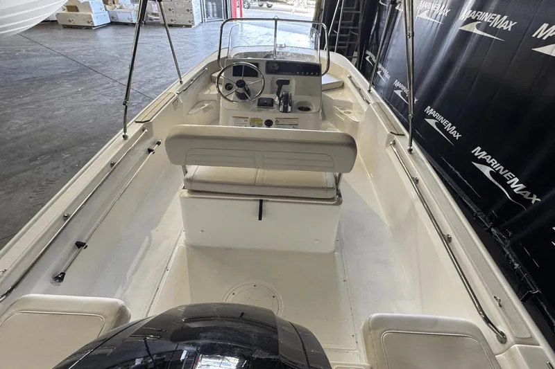 Slide: The Image of Boston Whaler 170 Montauk 2025 - 9