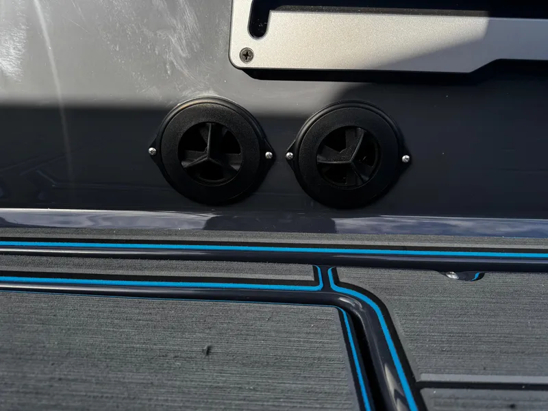 Slide: The Image of Supra SE 550 2025 - 53