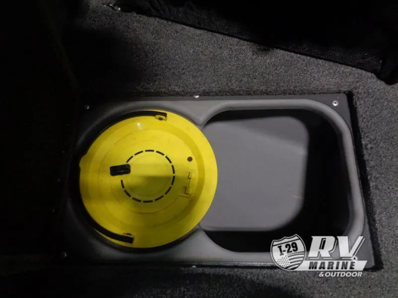 Slide: The Image of Yellow hatch cover in 2018 Targa V-18 WT boat interior. - 31
