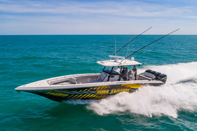 Slide: The Image of Fountain 38 Center Console 2020 - 44