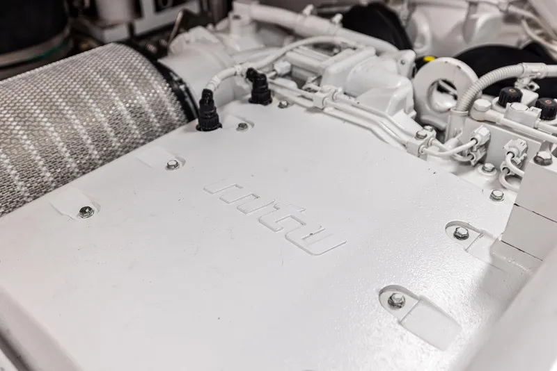 Slide: The Image of Custom 106' 2022 - 136