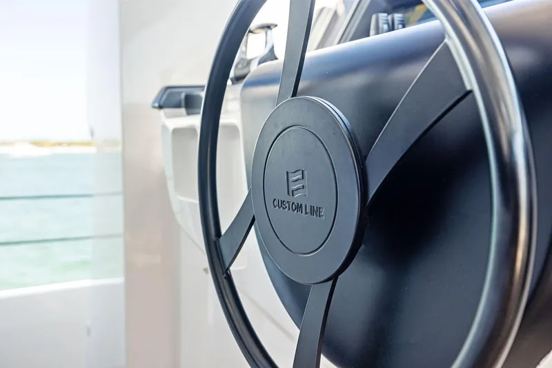 Slide: The Image of Custom 106' 2022 - 51