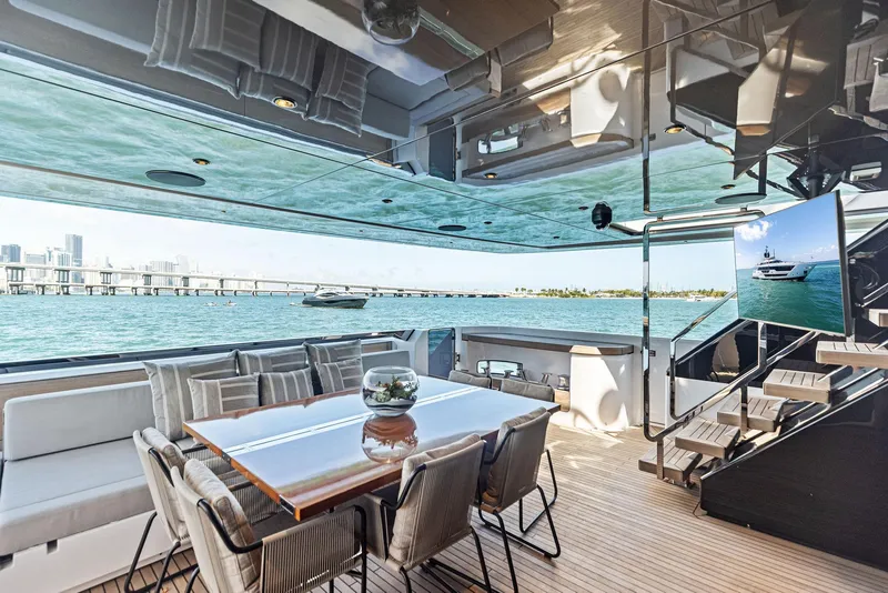 Slide: The Image of Custom 106' 2022 - 53