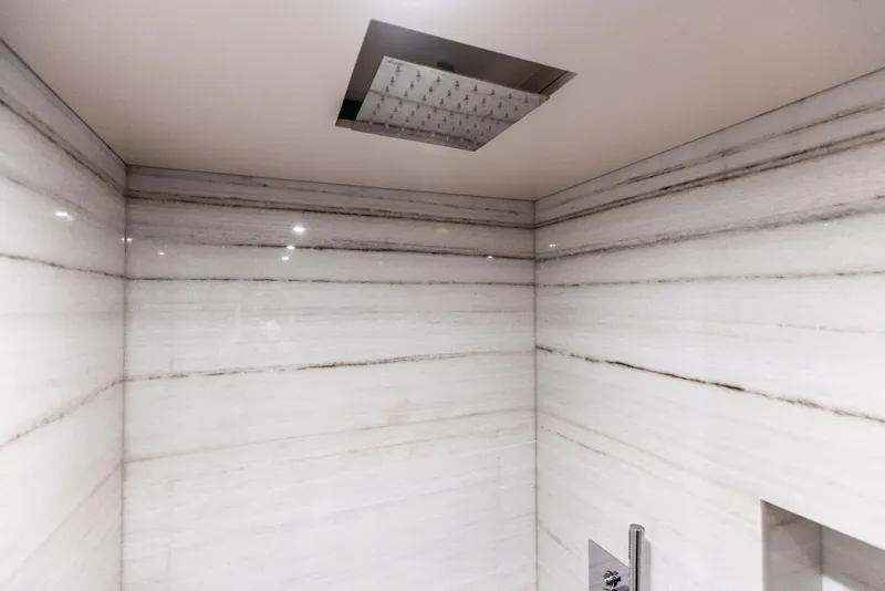 Slide: The Image of Custom 106' 2022 - 96