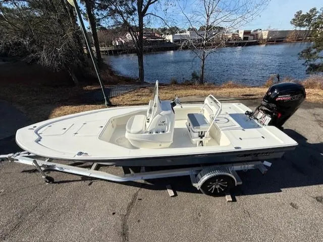 Slide: The Image of Mako 18 LTS 2025 - 67