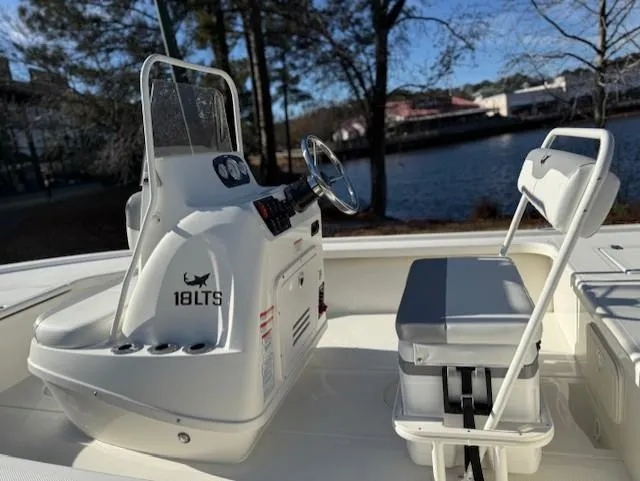 Slide: The Image of Mako 18 LTS 2025 - 69