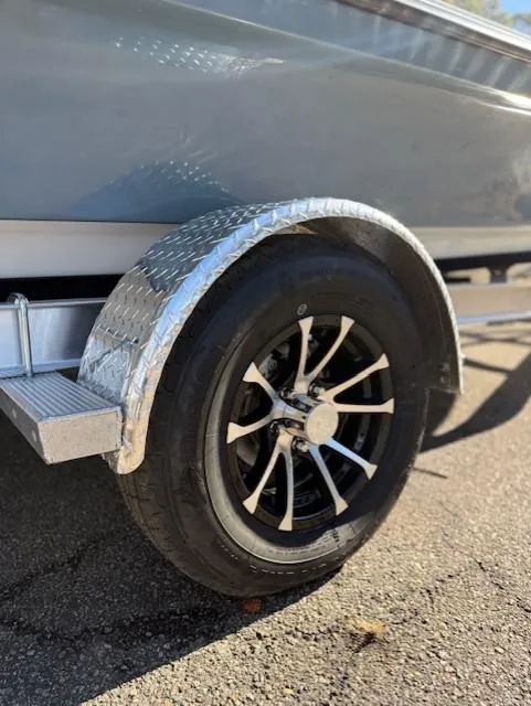 Slide: The Image of Mako 18 LTS 2025 - 74