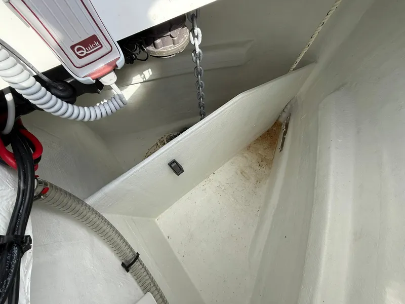 Slide: The Image of Wellcraft 44 Explorer 2025 - 101