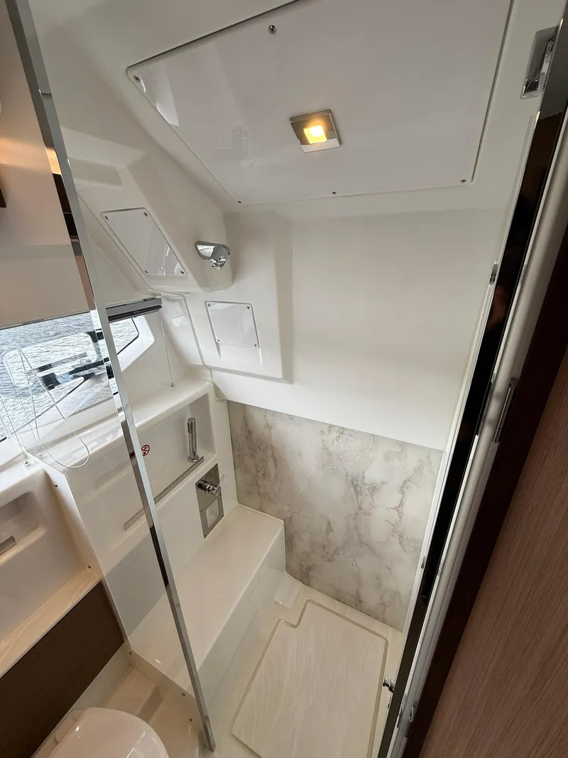 Slide: The Image of Wellcraft 44 Explorer 2025 - 62