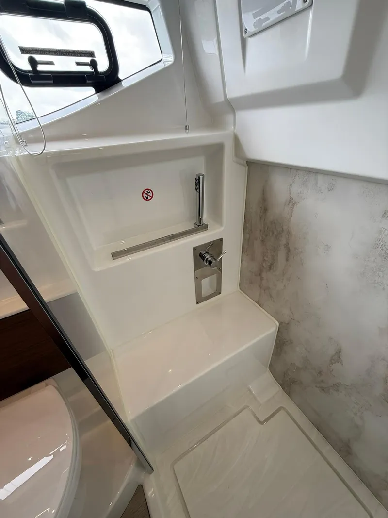 Slide: The Image of Wellcraft 44 Explorer 2025 - 63