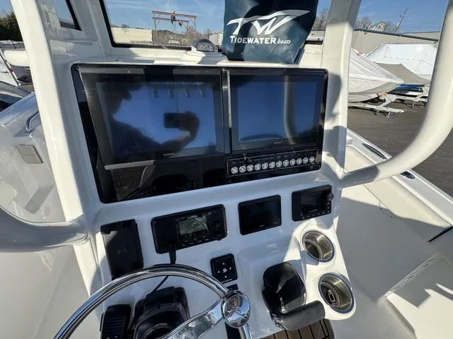 Slide: The Image of Tidewater 232 LXF 2025 - 7