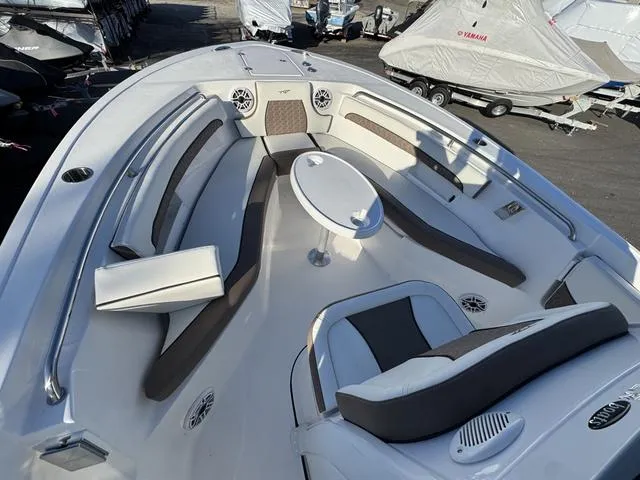 Slide: The Image of Tidewater 232 LXF 2025 - 8