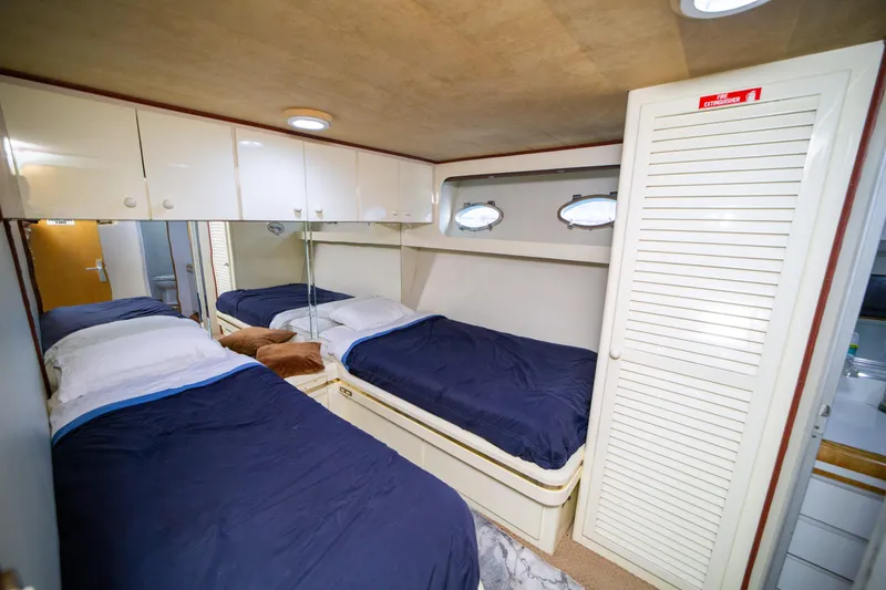 Slide: The Image of Guy Couach 97 1987 - 51