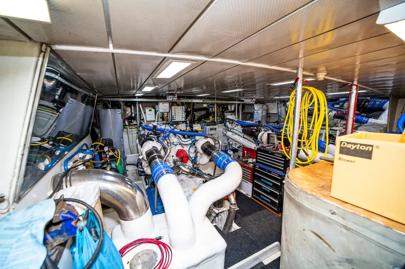 Slide: The Image of Guy Couach 97 1987 - 60